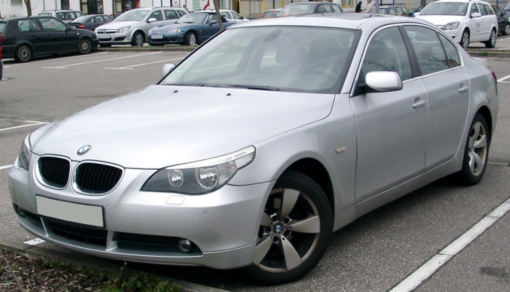 BMW E60 предохранители и схемы