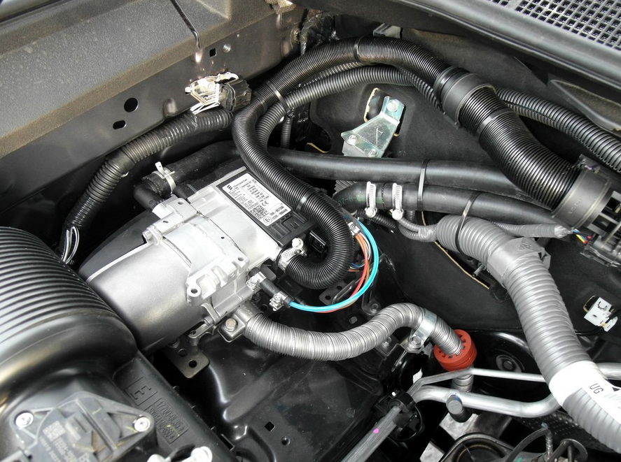 Где предохранитель Eberspacher Hydronic реле