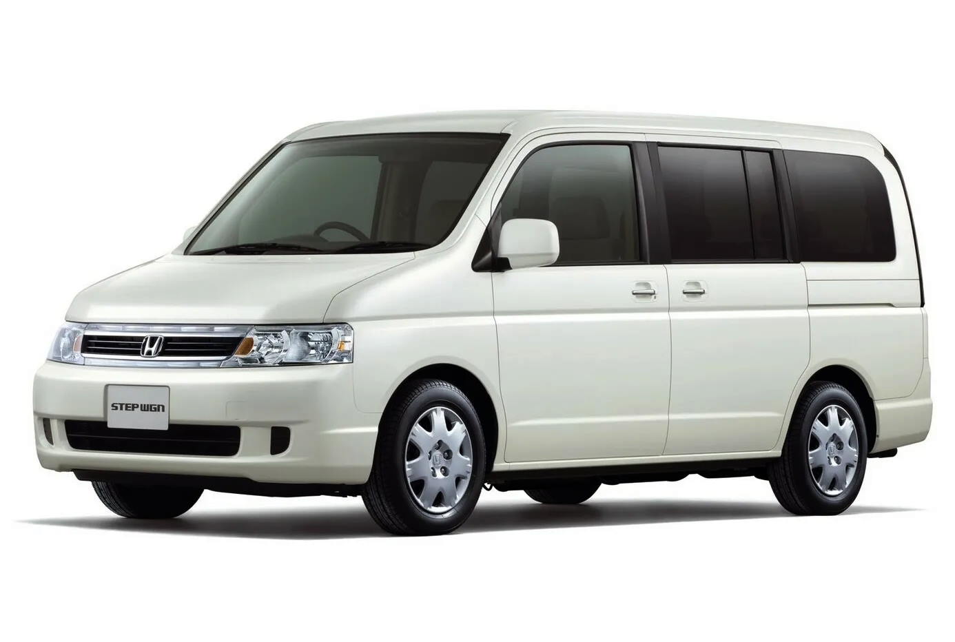 Honda StepWGN (2001 – 2005) предохранители и реле