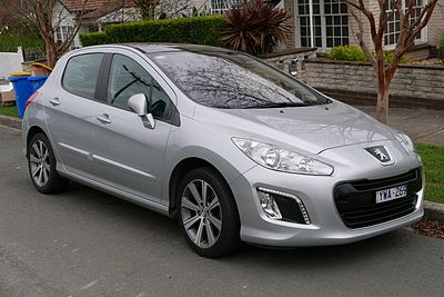 Peugeot 308 — предохранители и реле