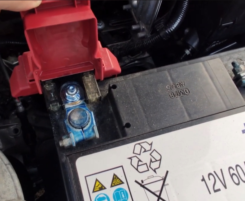 Power fuse box