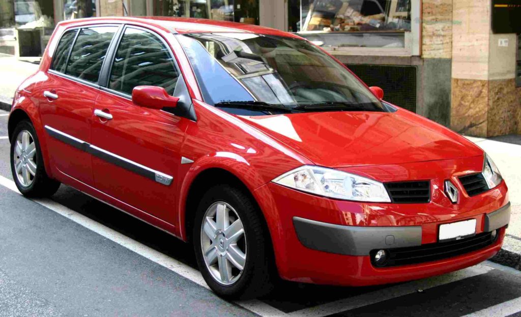 Блоки предохранителей и реле Renault Scenic 2